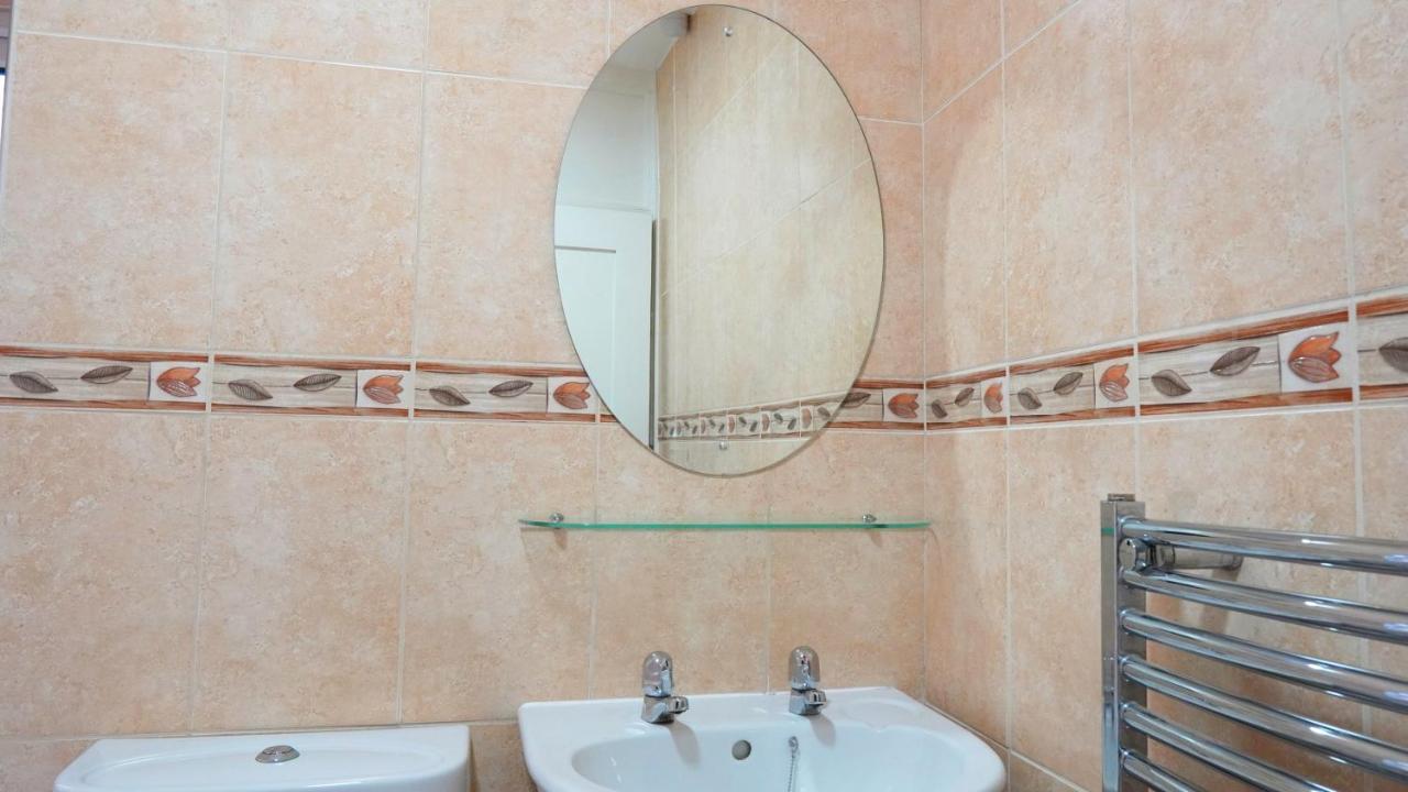 Portobello House - Four Bedroom House Perfect For Contractors - Sleeps 6 - Free Parking Wolverhampton Exterior foto