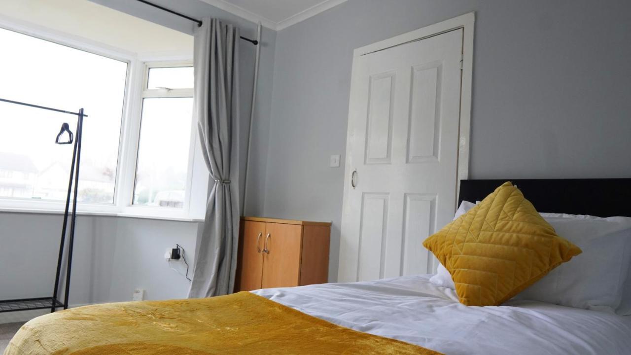 Portobello House - Four Bedroom House Perfect For Contractors - Sleeps 6 - Free Parking Wolverhampton Exterior foto